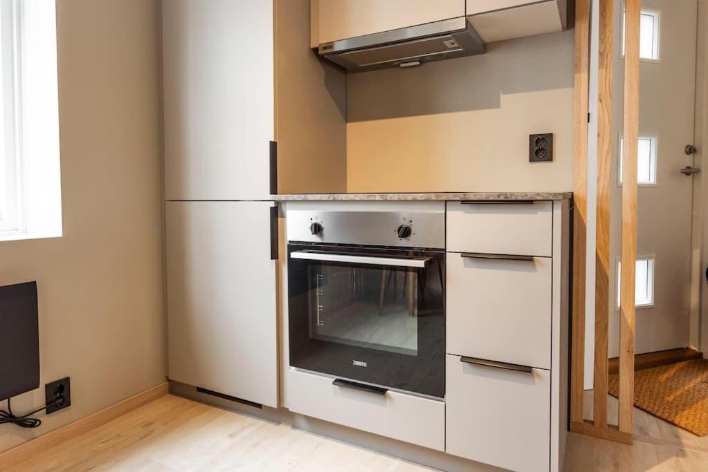 New! Modern Apartment In Historic Area Of Bergen! Kültér fotó